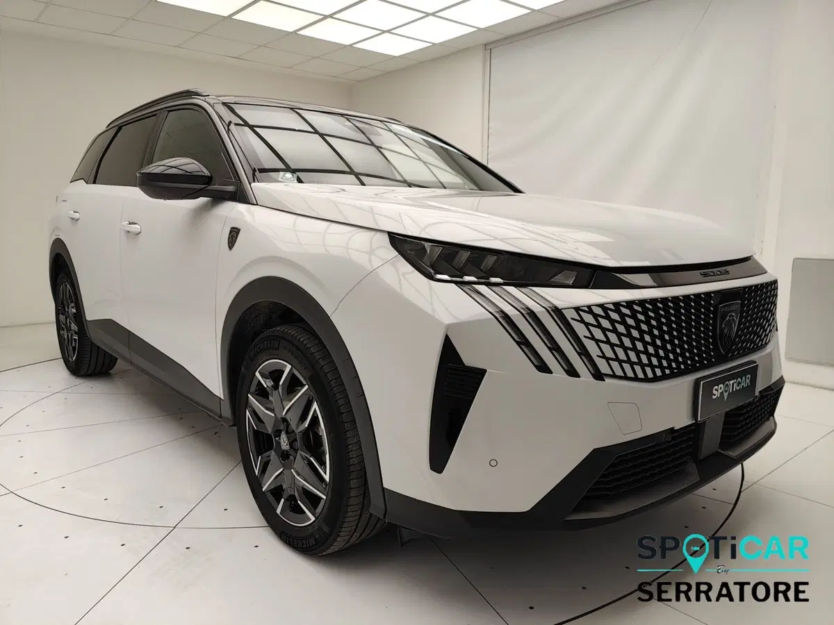 Peugeot 5008 usata a Como (3)