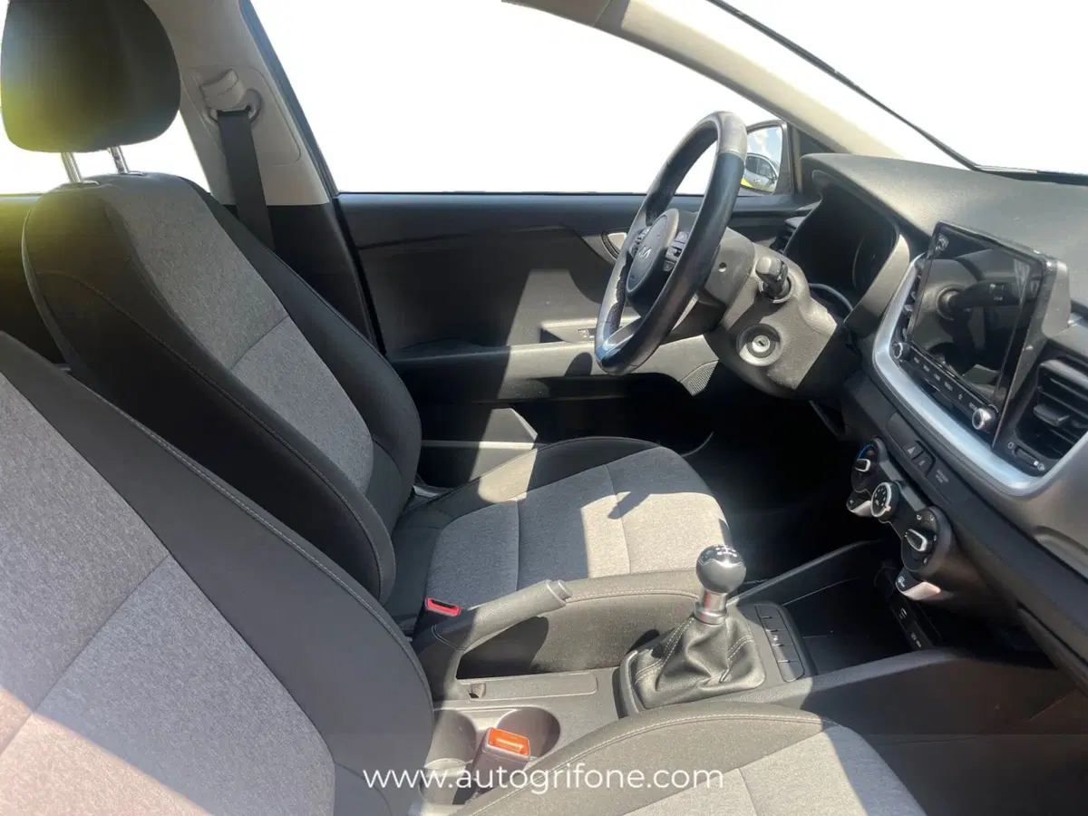 Kia Stonic usata a Modena (15)