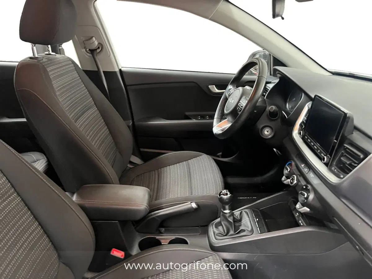 Kia Stonic usata a Modena (15)