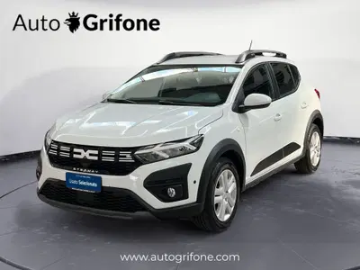Dacia Sandero Stepway 1.0 tce Extreme Up 110cv del 2023 usata a Modena