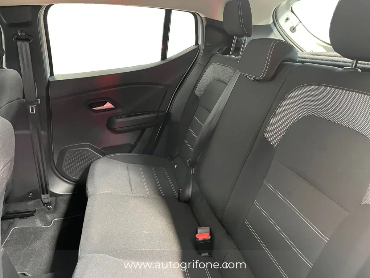 Dacia Sandero Stepway usata a Modena (13)