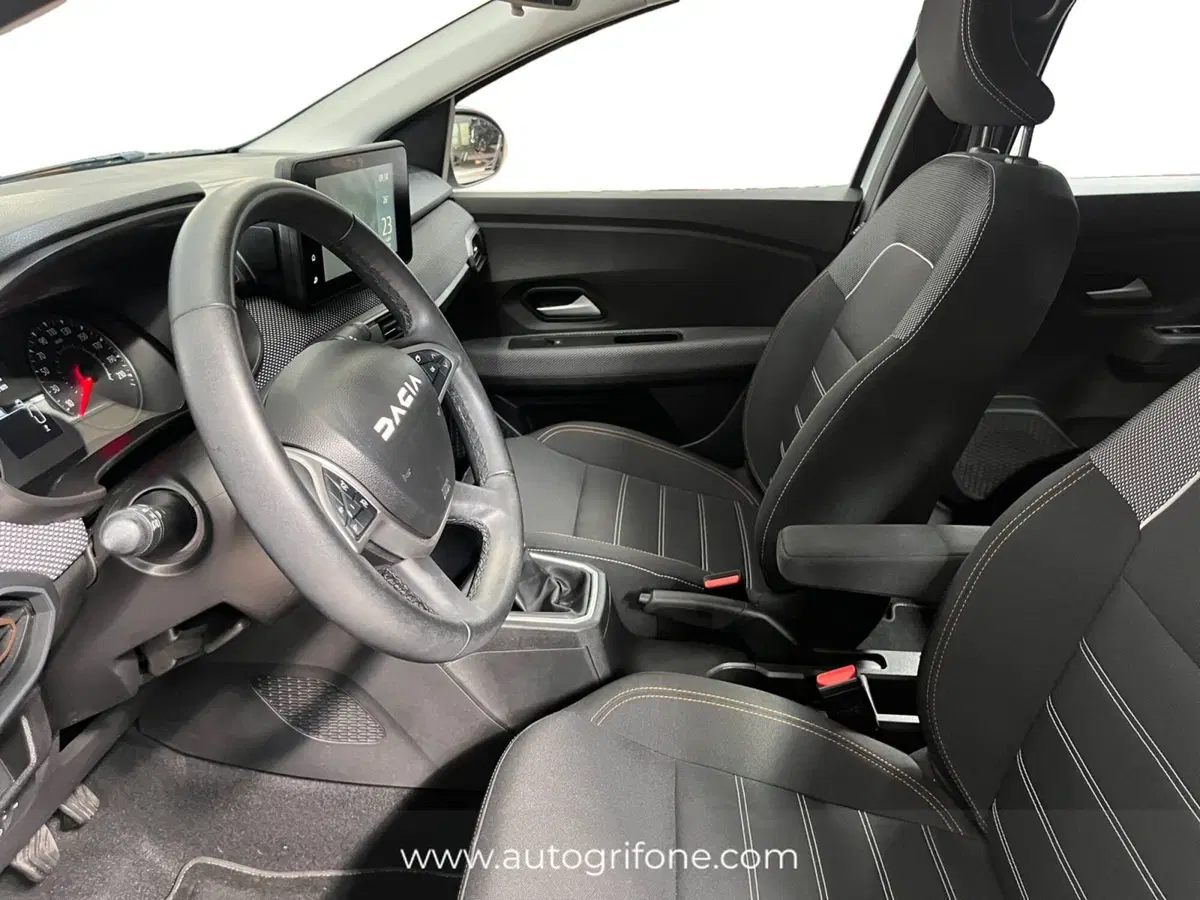 Dacia Sandero Stepway usata a Modena (9)