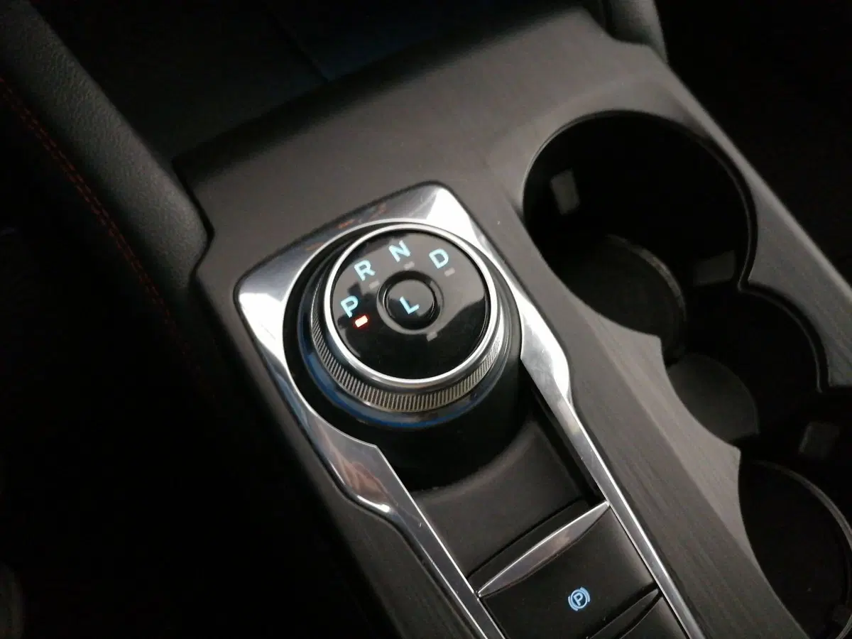Ford Kuga usata a Roma (14)