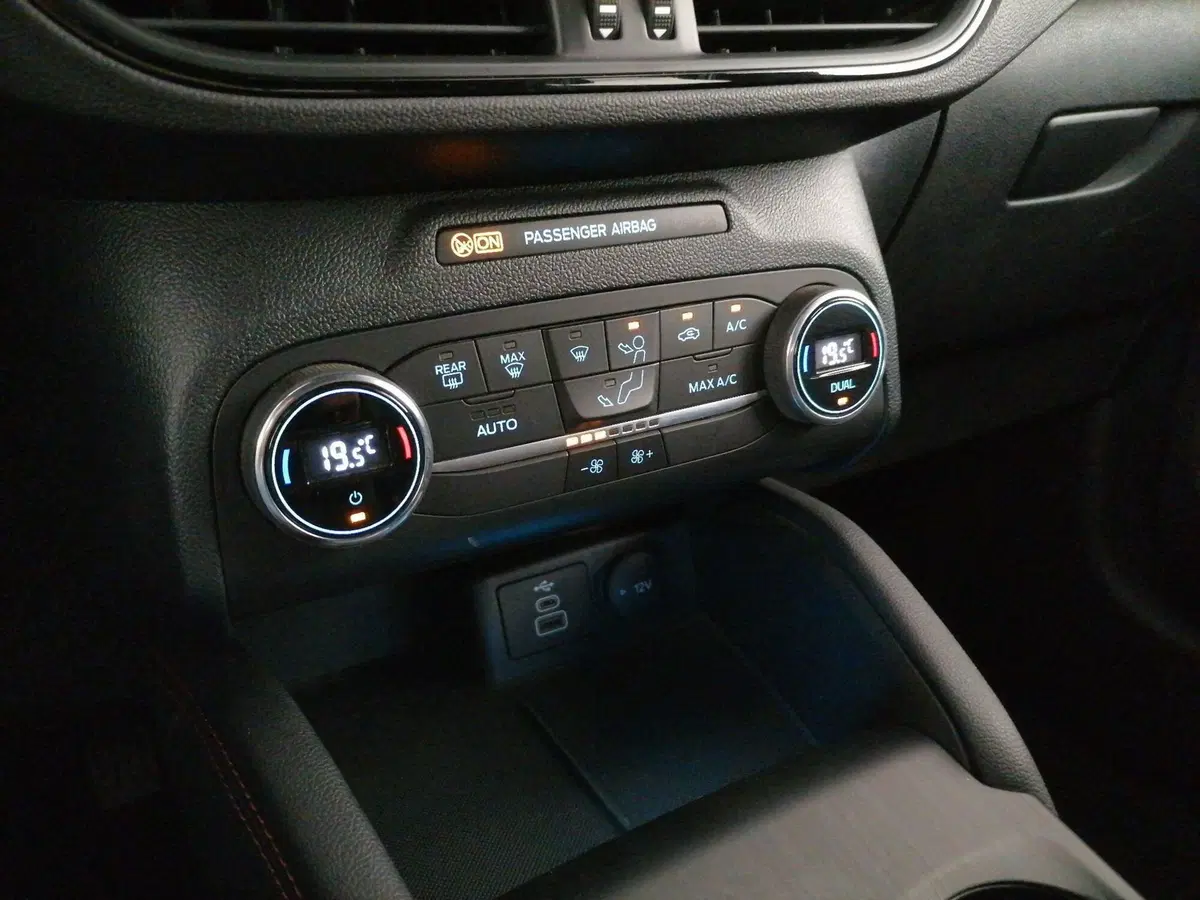 Ford Kuga usata a Roma (15)