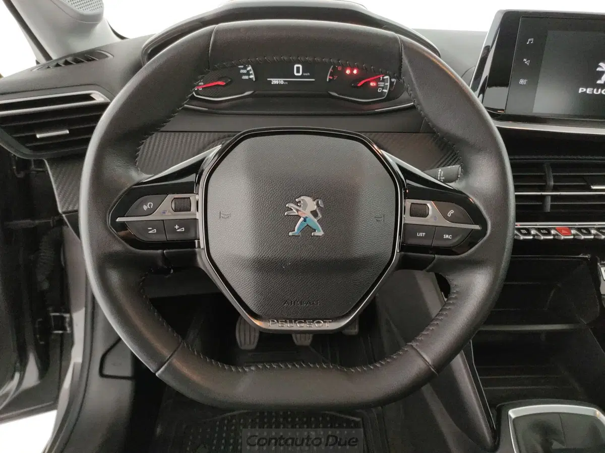 Peugeot 208 usata a Caserta (18)