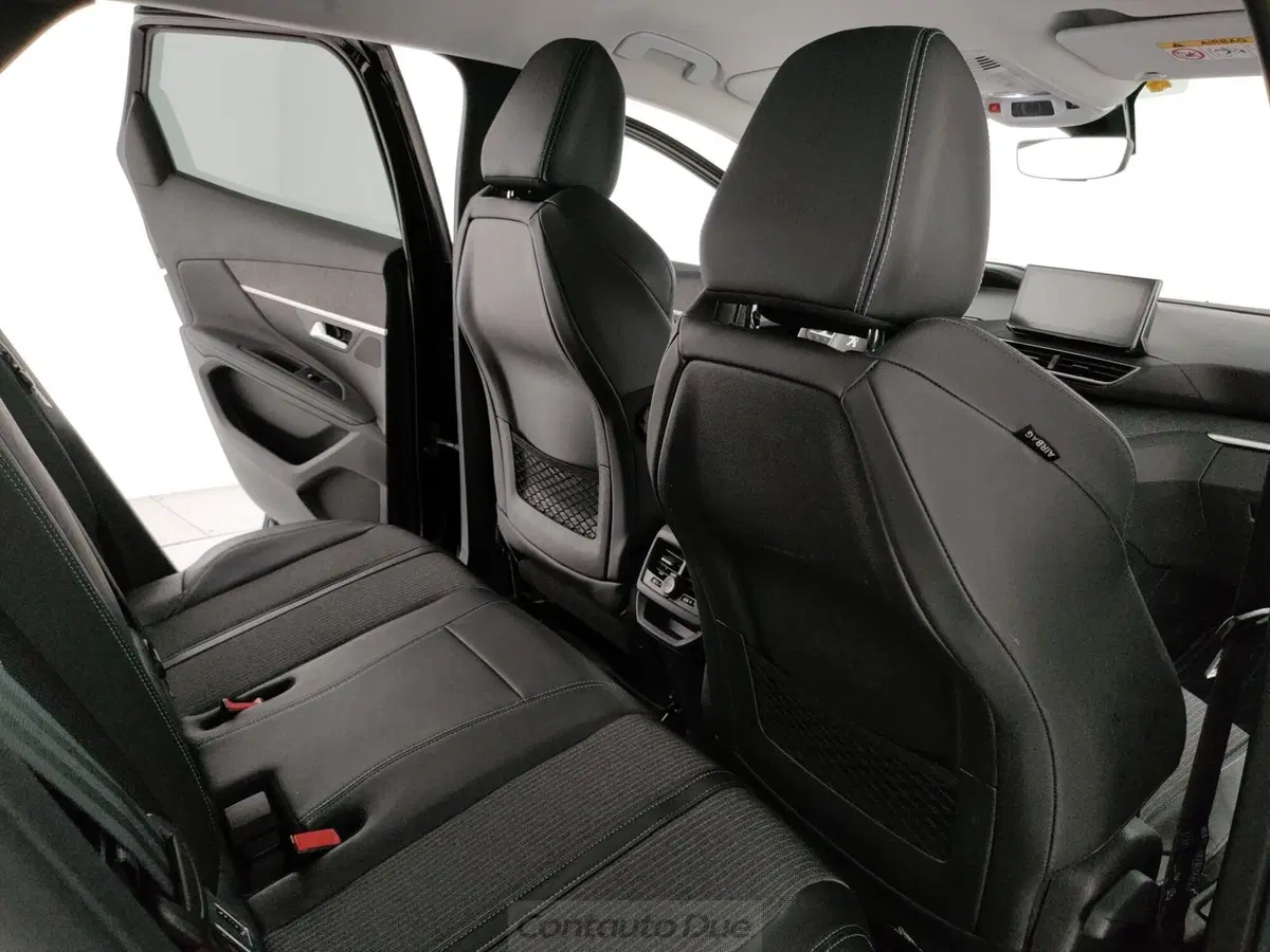 Peugeot 3008 usata a Caserta (15)