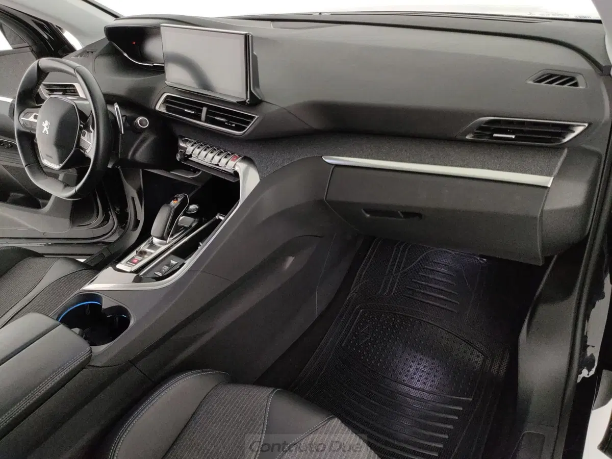 Peugeot 3008 usata a Caserta (18)
