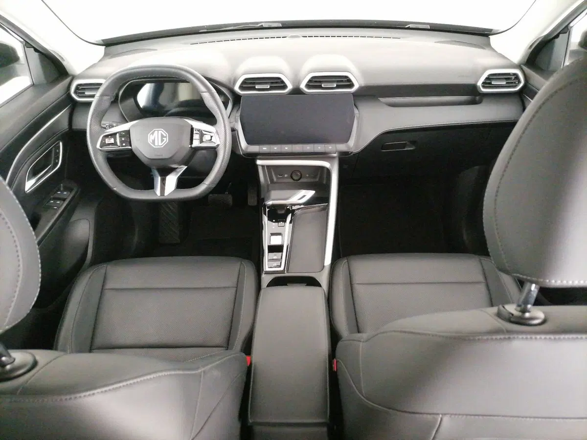 Mg ZS EV usata a Roma (9)