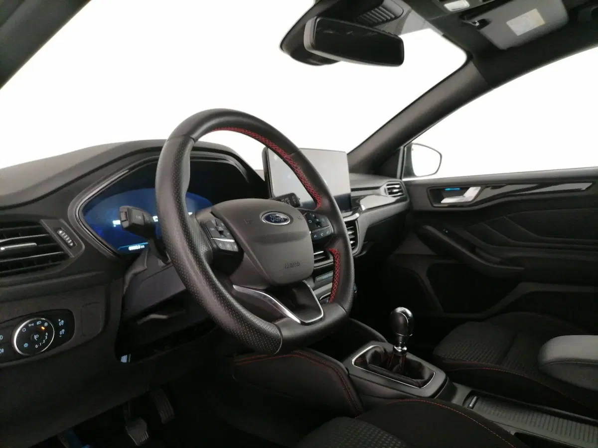 Ford Focus Station Wagon usata a Roma (11)
