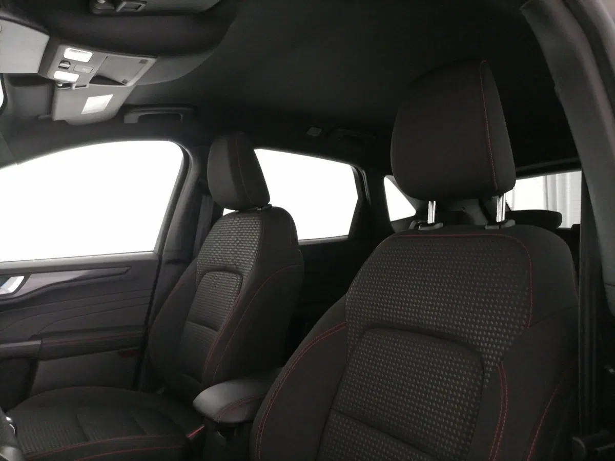 Ford Kuga usata a Roma (13)