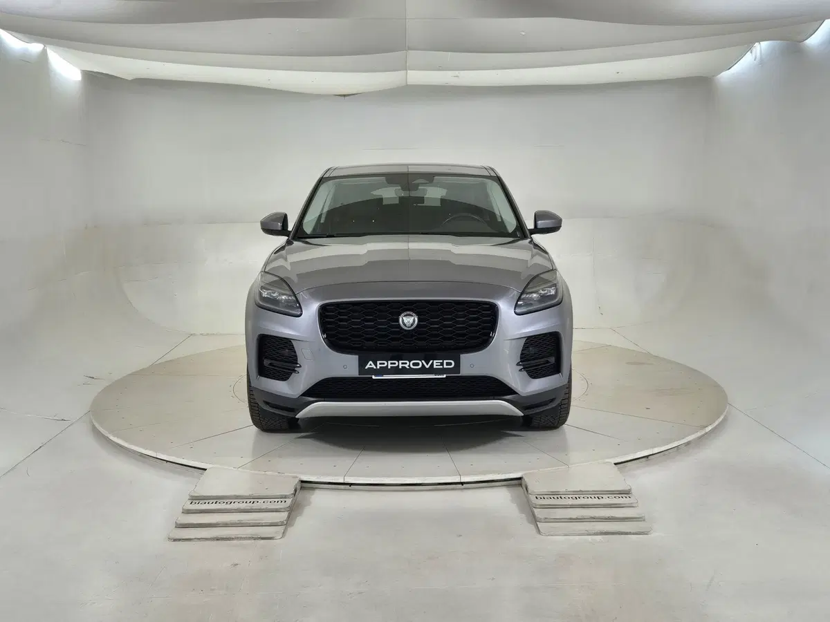 Jaguar E-Pace usata a Torino (8)