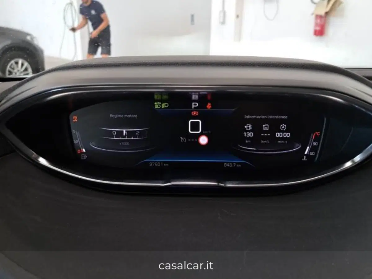Peugeot 3008 usata a Salerno (8)