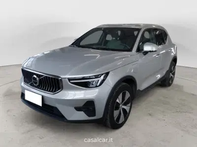 Volvo XC40 T4 Recharge Plug-in Hybrid automatico Core del 2022 usata a Sala Consilina