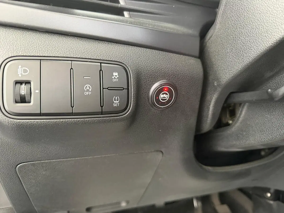 Hyundai i20 usata a Napoli (10)