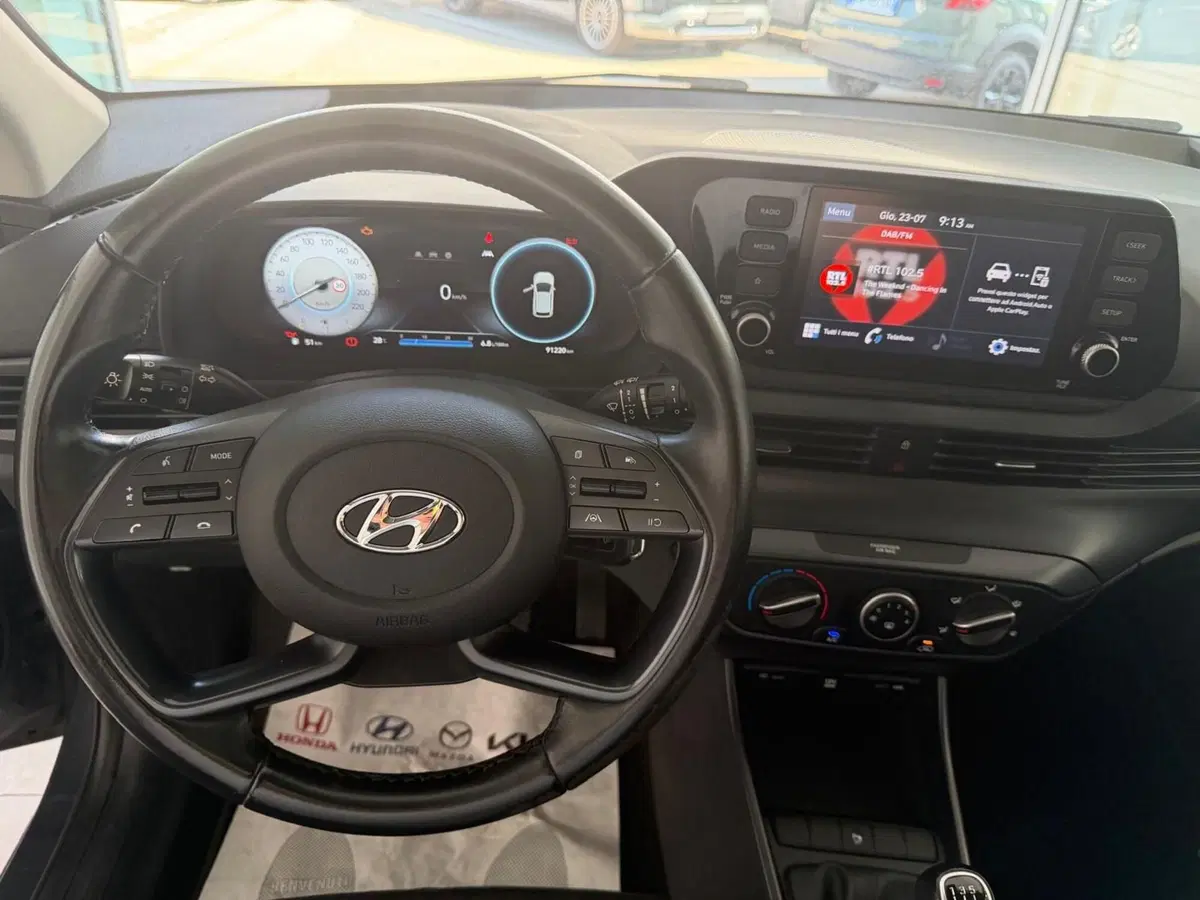 Hyundai i20 usata a Napoli (11)