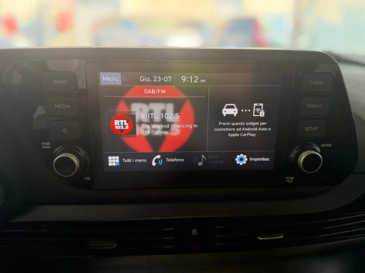 Hyundai i20 usata a Napoli (13)