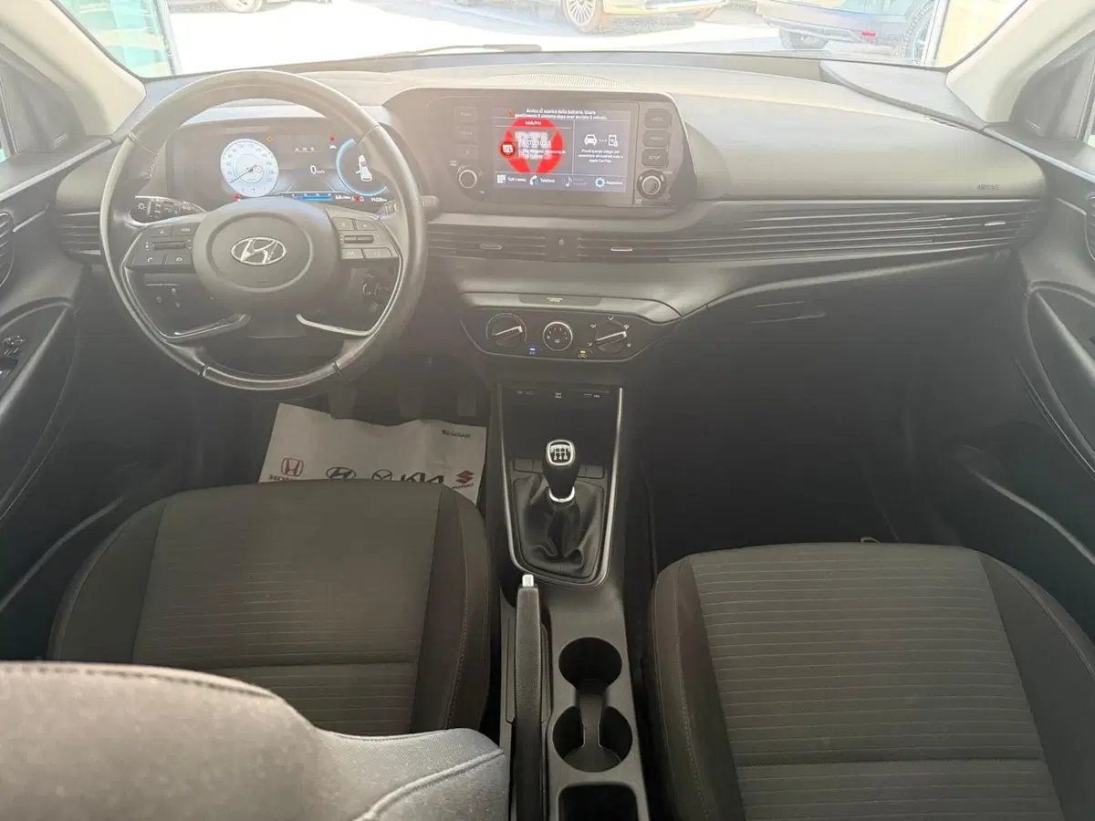 Hyundai i20 usata a Napoli (8)