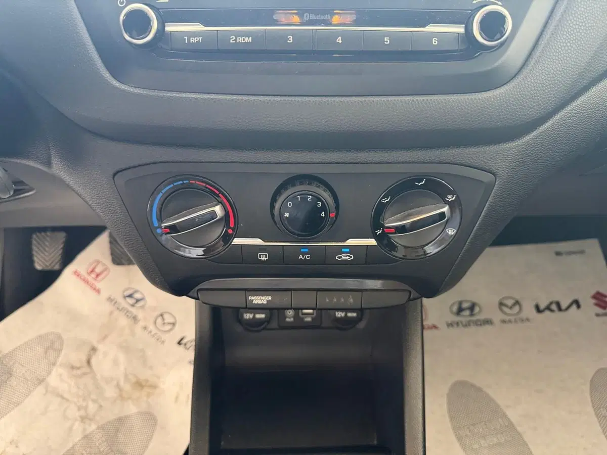 Hyundai i20 usata a Napoli (14)