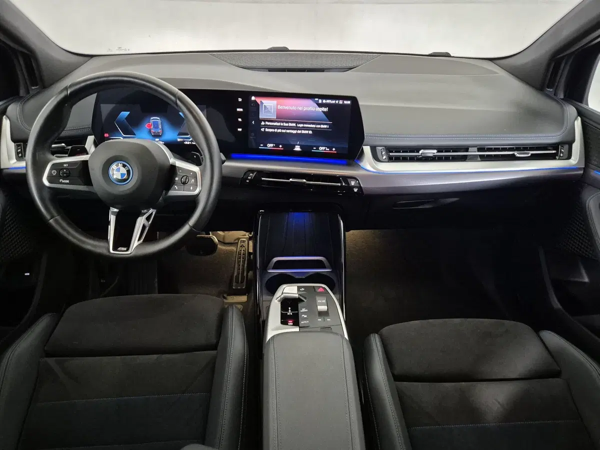 BMW Serie 2 Active Tourer usata a Torino (9)