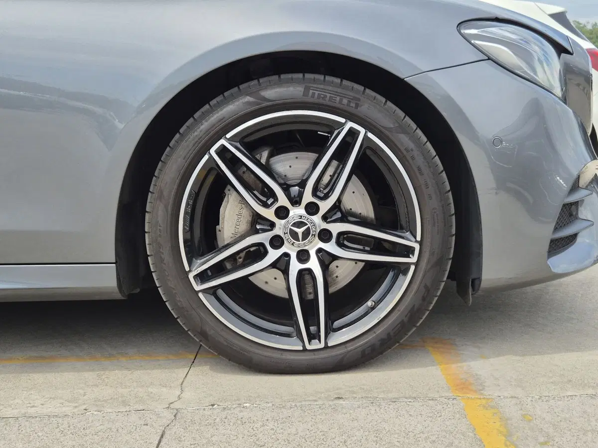Mercedes-Benz Classe E usata  (13)