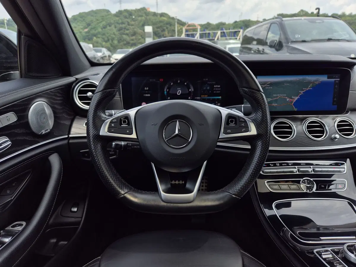 Mercedes-Benz Classe E usata  (17)