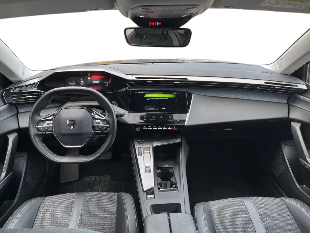 Peugeot 308 Tre Volumi usata a Torino (11)