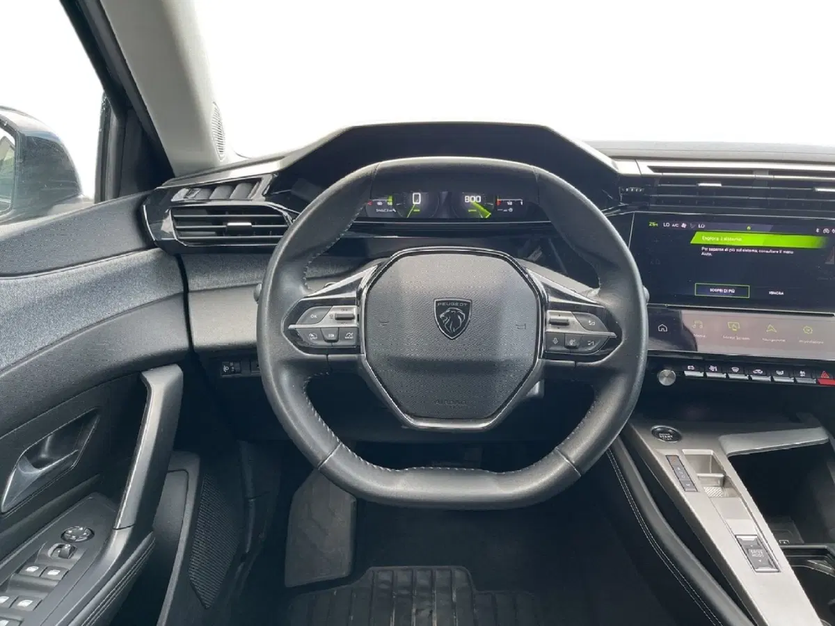 Peugeot 308 Tre Volumi usata a Torino (12)