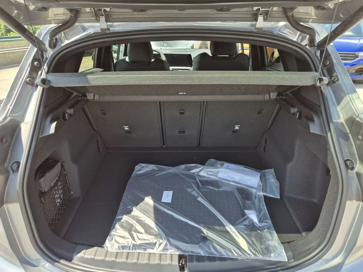 BMW Serie 2 Active Tourer nuova a Genova (11)