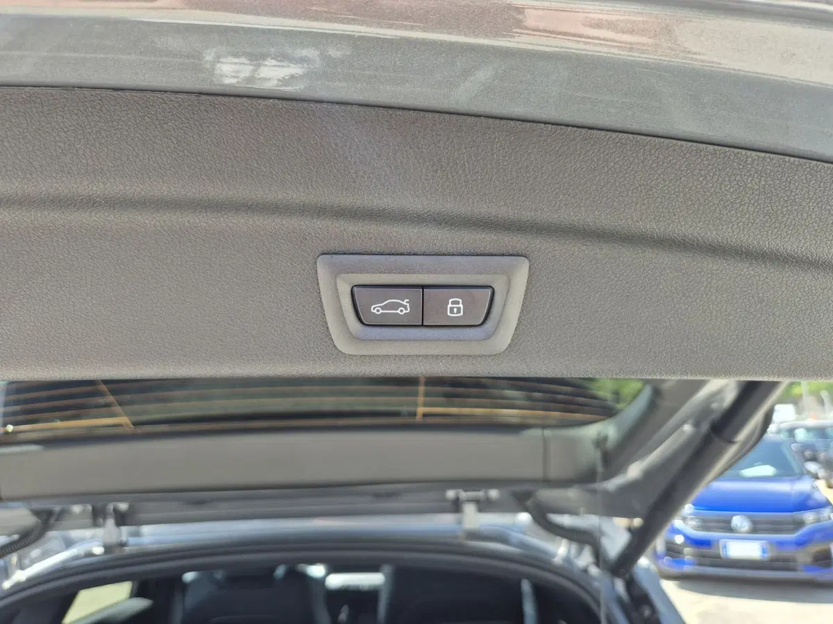 BMW Serie 2 Active Tourer nuova a Genova (15)