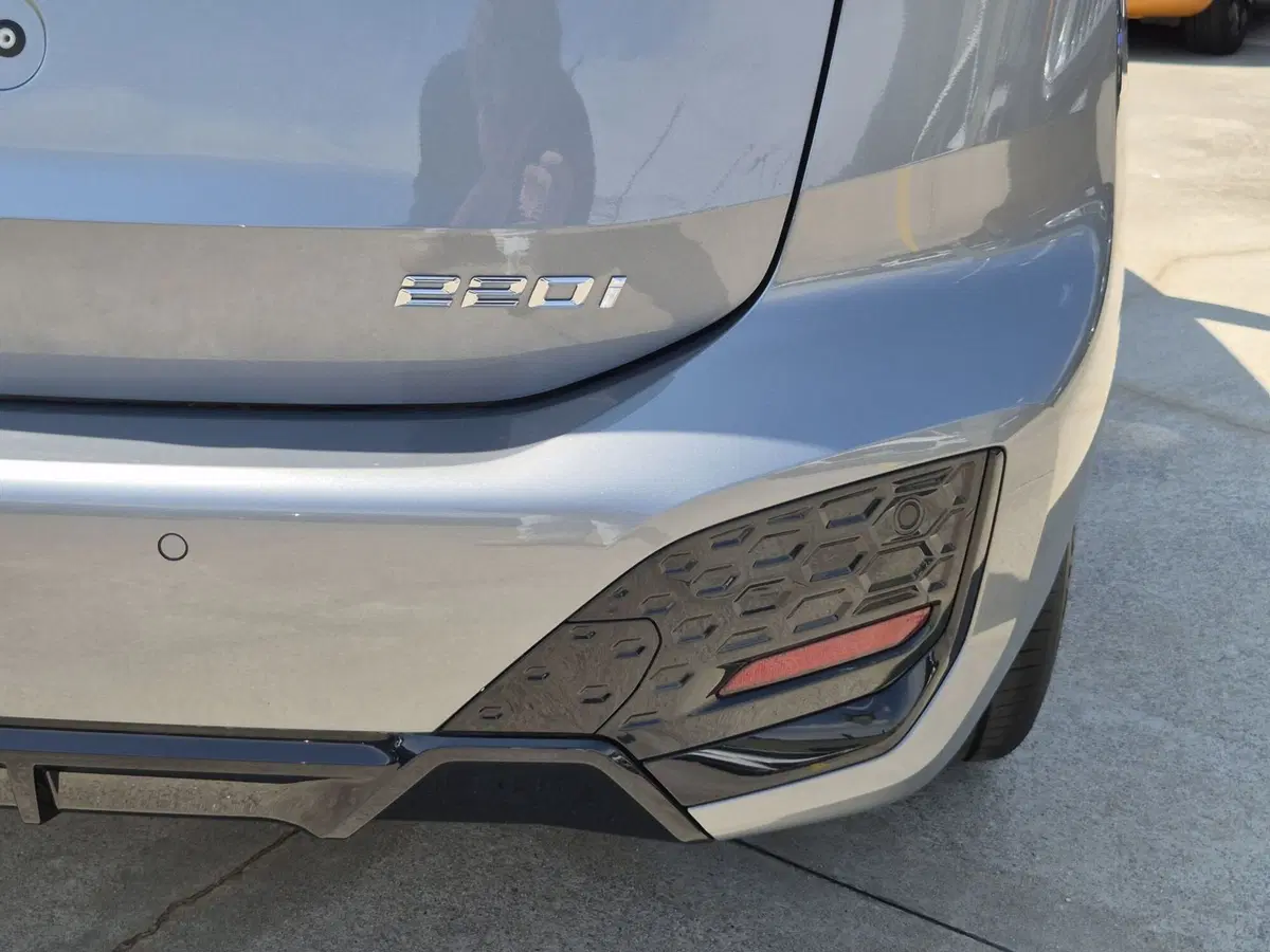 BMW Serie 2 Active Tourer nuova a Genova (19)