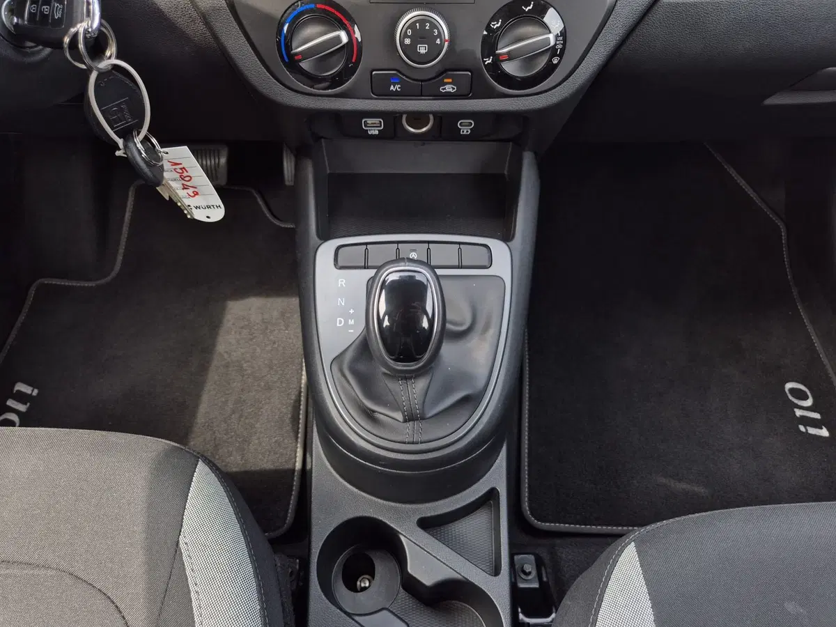 Hyundai i10 usata  (9)