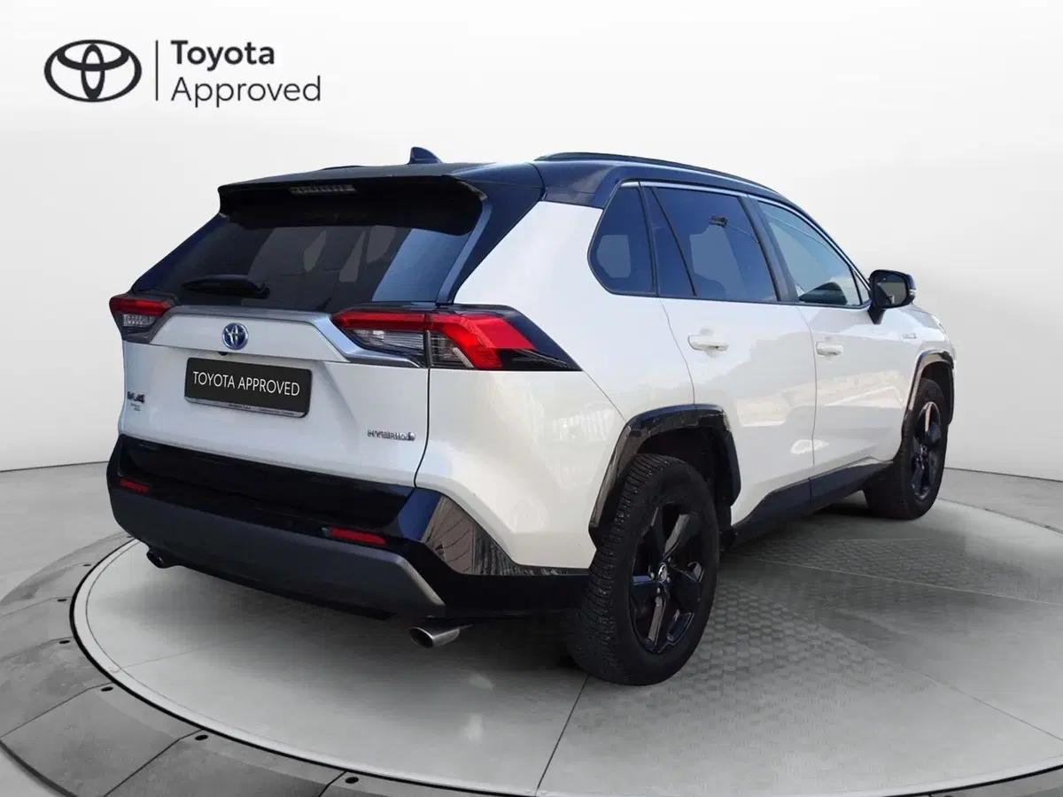 Toyota Rav4 usata a Padova (4)