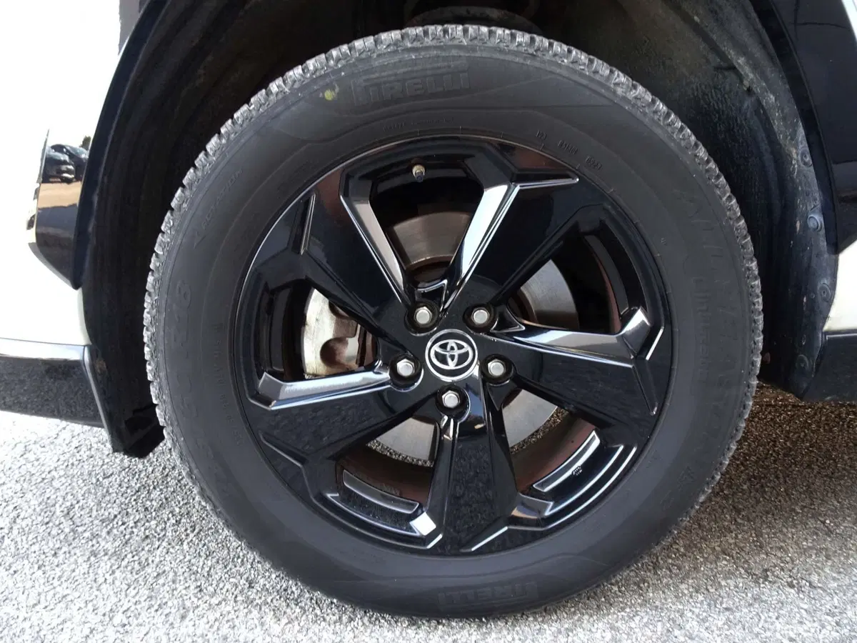 Toyota Rav4 usata a Padova (7)