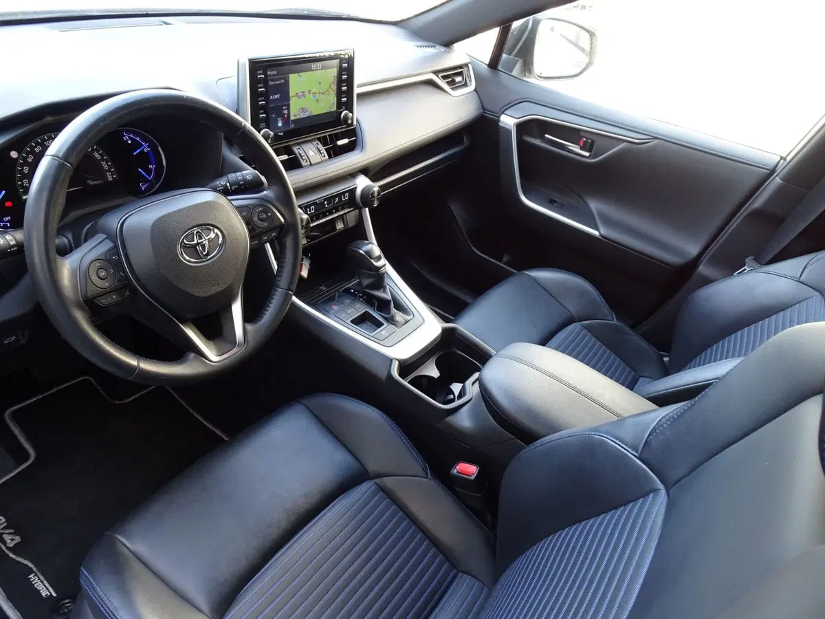 Toyota Rav4 usata a Padova (8)