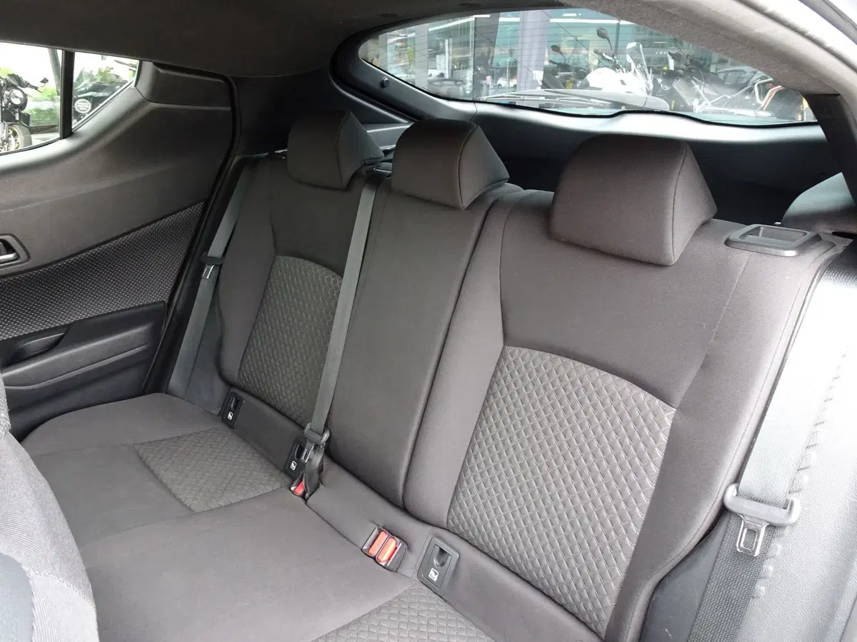 Toyota Toyota C-HR usata a Treviso (10)
