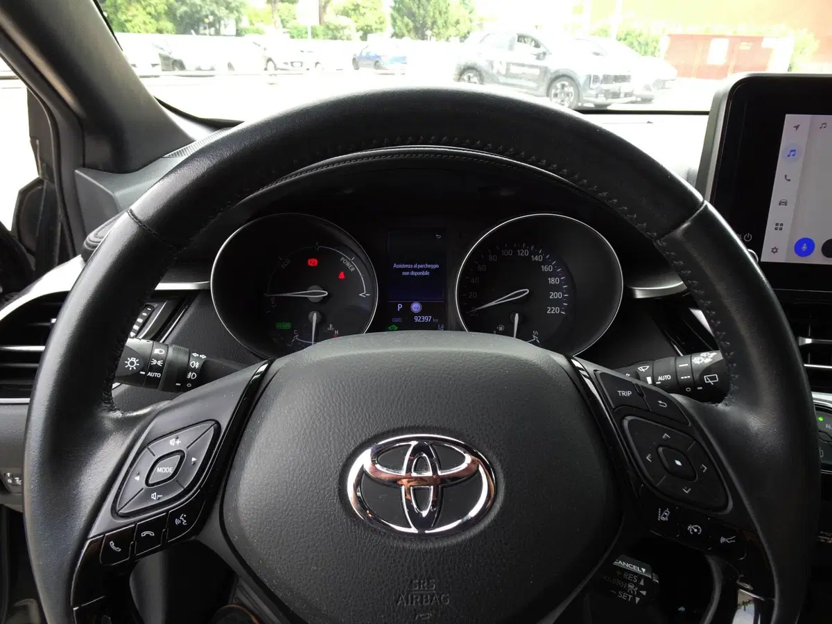 Toyota Toyota C-HR usata a Treviso (12)