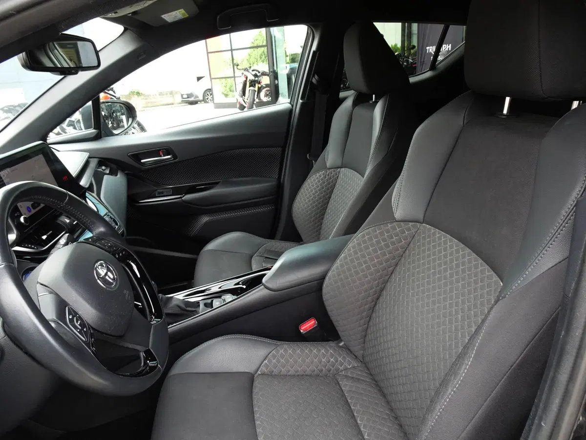 Toyota Toyota C-HR usata a Treviso (8)
