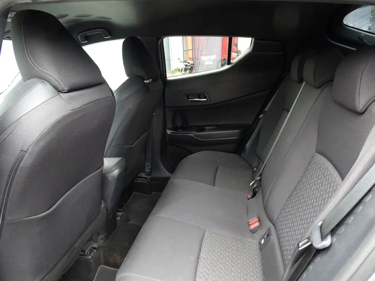 Toyota Toyota C-HR usata a Treviso (9)