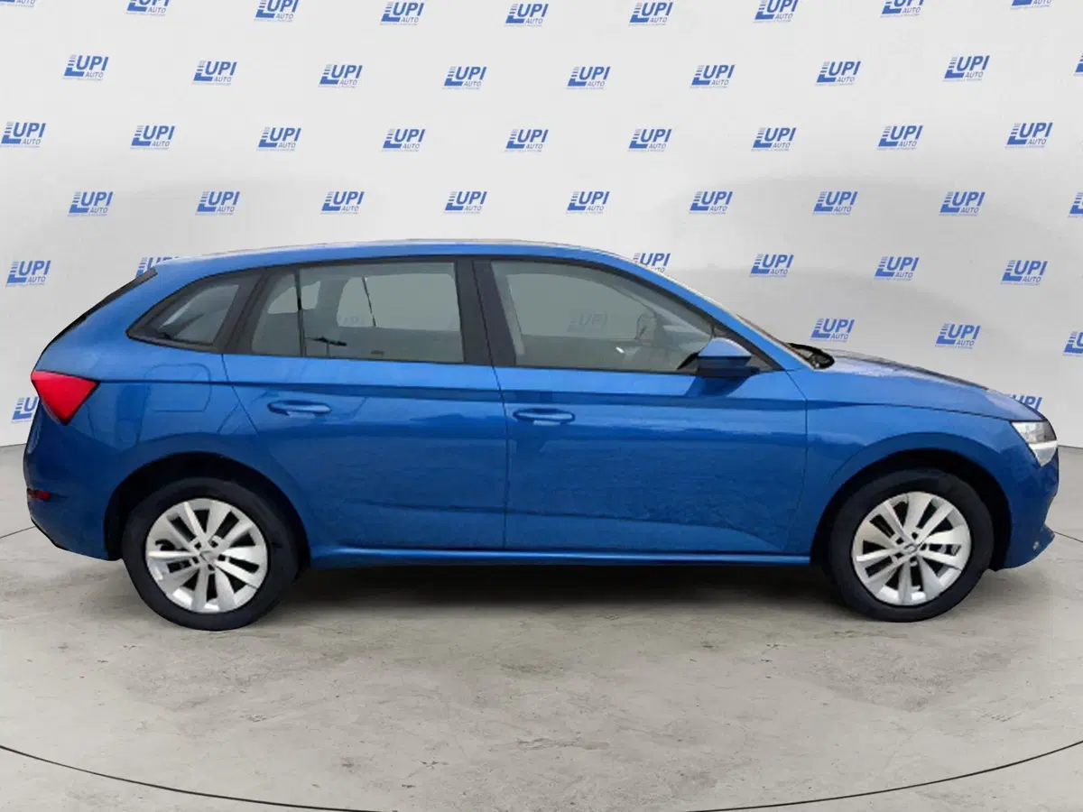 Skoda Scala usata a Lucca (4)