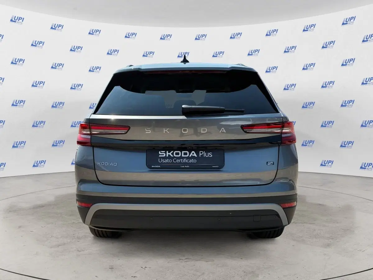 Skoda Kodiaq nuova a Prato (2)
