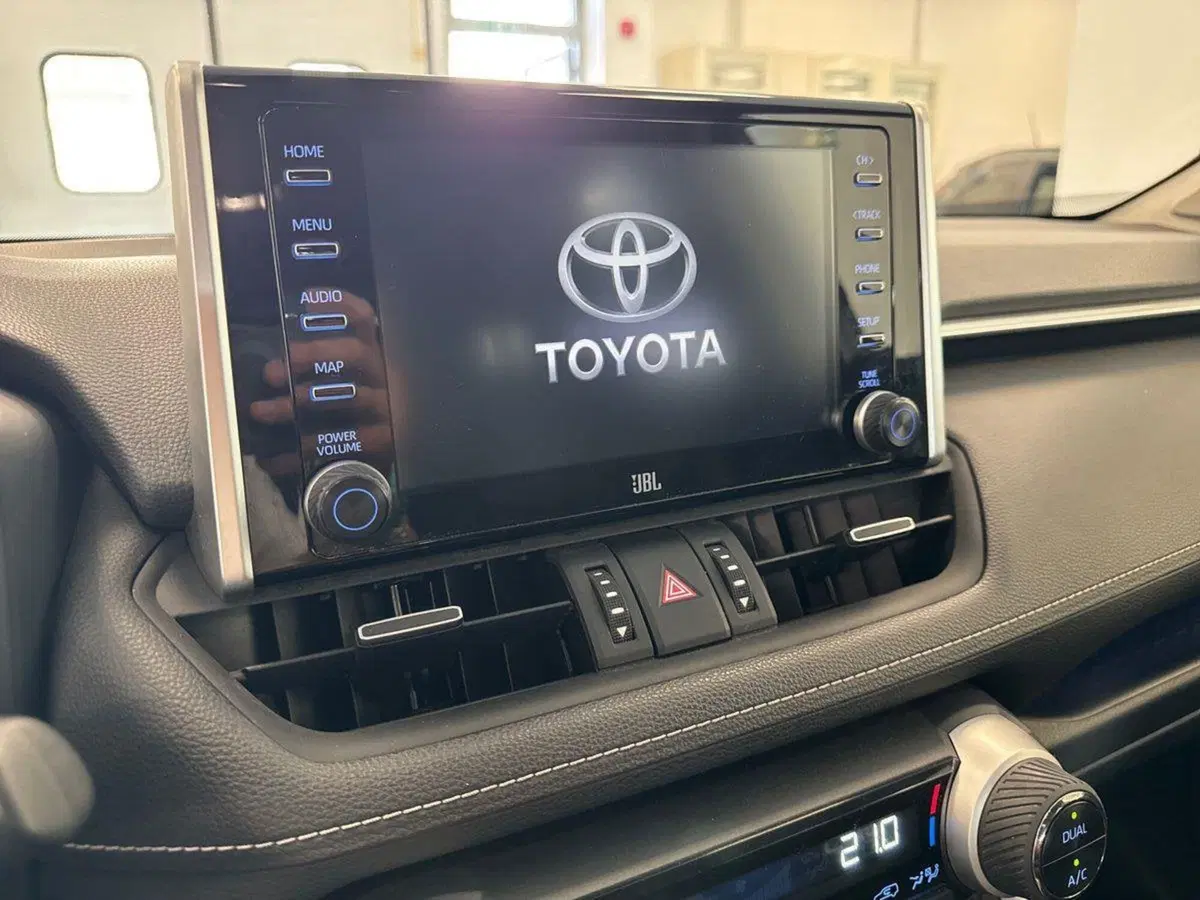 Toyota Rav4 usata a Prato (14)