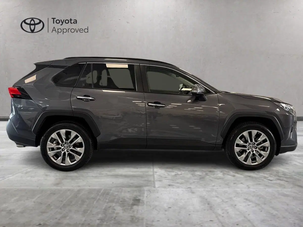 Toyota Rav4 usata a Prato (5)