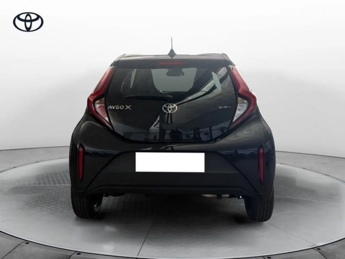 Toyota Aygo X nuova a Vicenza (7)