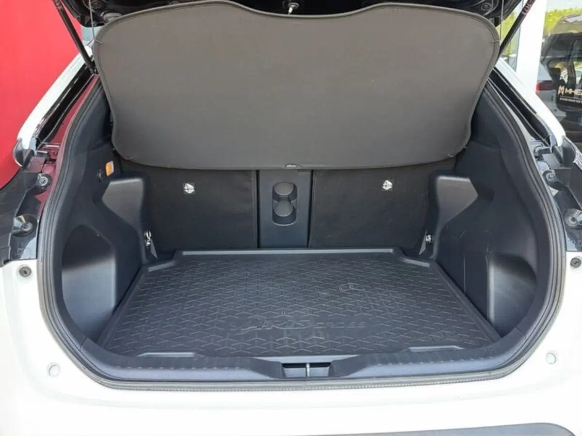 Toyota Yaris Cross usata a Vicenza (12)