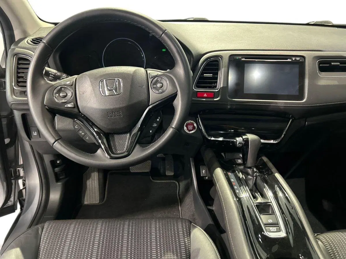 Honda HR-V usata a Milano (8)