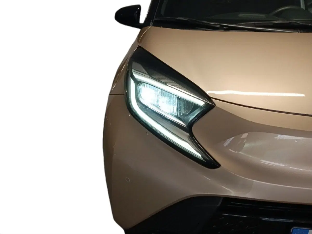 Toyota Aygo X usata a Milano (10)