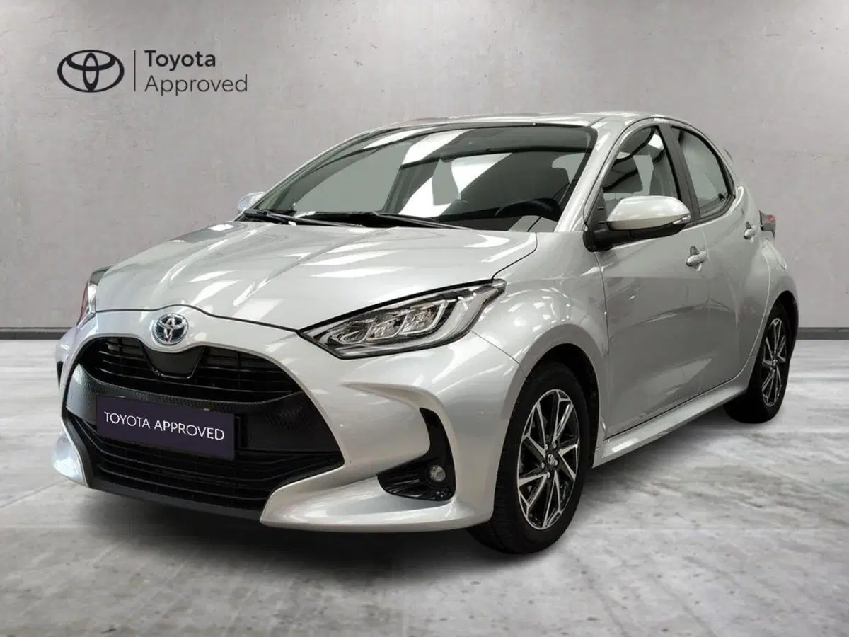 Toyota Yaris usata a Roma