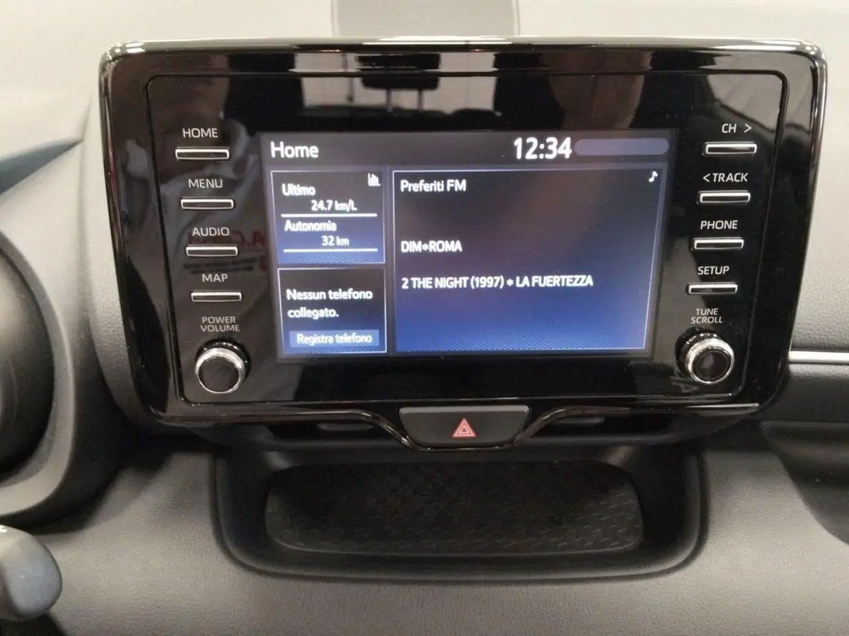 Toyota Yaris usata a Roma (10)