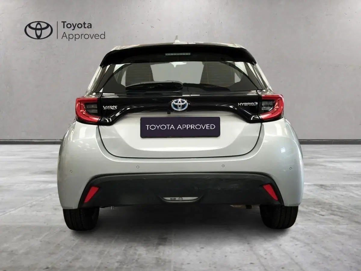 Toyota Yaris usata a Roma (12)