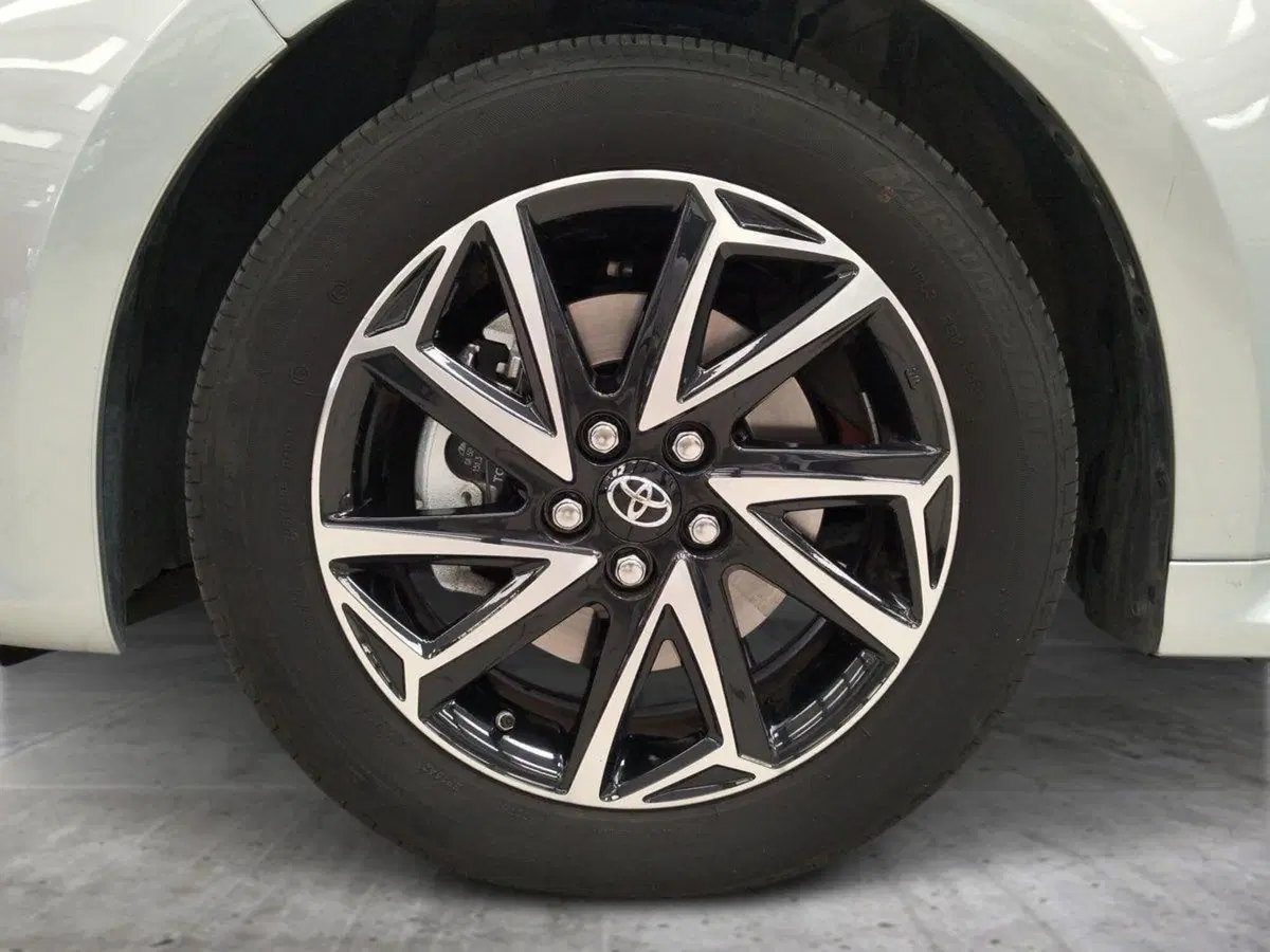 Toyota Yaris usata a Roma (15)
